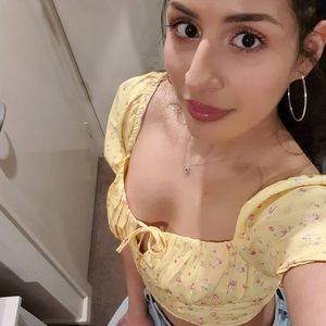 Meet your Posher, Nadia